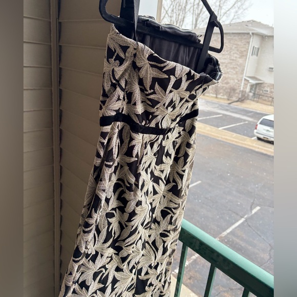 🆕✨Sam Edelman Strapless Black&Gold Embroidered Midi Dress Cocktail Party XS 0–2 - Picture 7 of 14